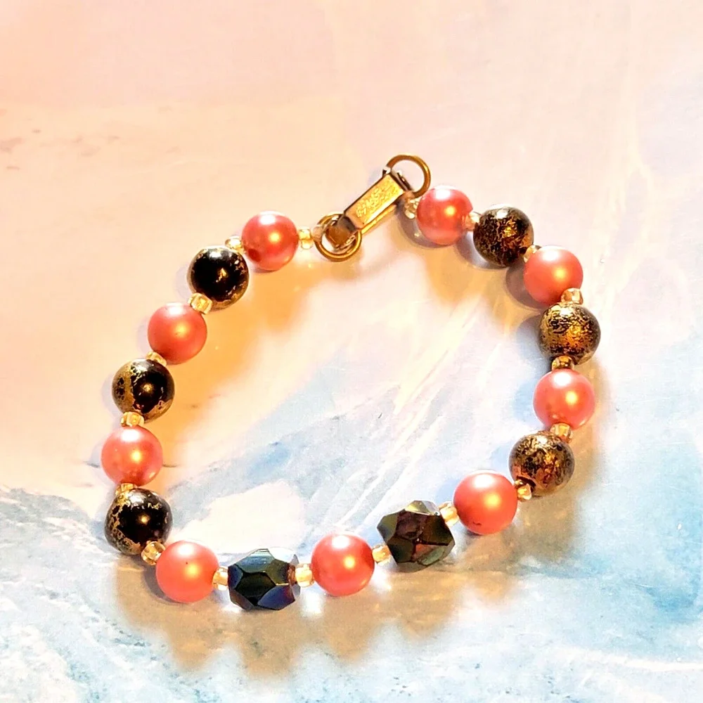Vintage‎ Beaded Bracelet 6.5